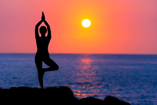 Want the Yoga Lifestyle and Stay in Touch with Life?
